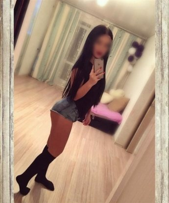 Алина, 23